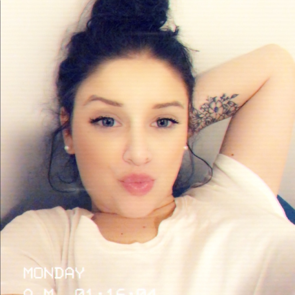 Meet your Posher, Destiny